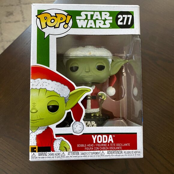 Funko Pop - Star Wars: Holiday Santa Yoda Collectible Figure - Picture 2 of 6